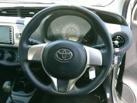 TOYOTA VITZ 2016