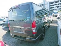 TOYOTA HIACE VAN 2016