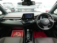 TOYOTA C-HR 2017