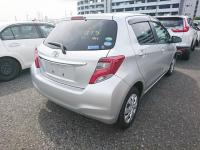 TOYOTA VITZ 2016