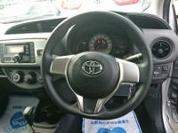 TOYOTA VITZ 2016