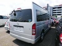 TOYOTA HIACE COMMUTER 2017