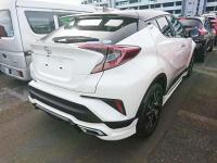 TOYOTA C-HR 2019