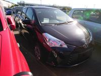 TOYOTA VITZ 2017