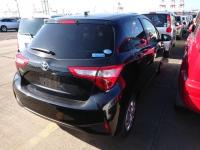 TOYOTA VITZ 2017