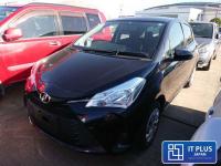 TOYOTA VITZ 2017