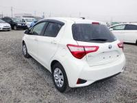 TOYOTA VITZ 2019