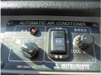 MITSUBISHI AERO MIDI 2000