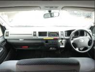 TOYOTA HIACE COMMUTER 2009