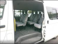 TOYOTA HIACE COMMUTER 2009