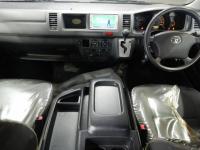 TOYOTA HIACE 2013
