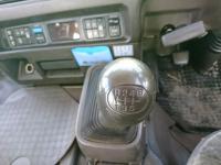 MITSUBISHI ROSA 2003