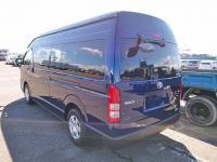 TOYOTA HIACE COMMUTER 2018