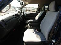 TOYOTA HIACE COMMUTER 2018