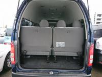 TOYOTA HIACE COMMUTER 2017