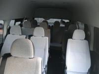 TOYOTA HIACE COMMUTER 2017