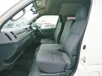 TOYOTA HIACE VAN 2013