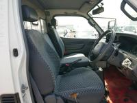 TOYOTA HIACE VAN 2003