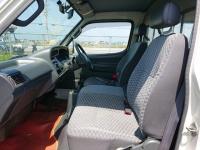 TOYOTA HIACE VAN 2003