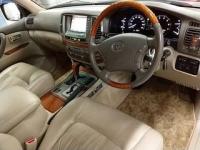 TOYOTA LAND CRUISER 2004