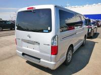 TOYOTA REGIUS VAN 2006