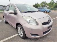 TOYOTA VITZ 2010