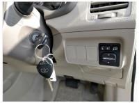 TOYOTA COROLLA AXIO 2010