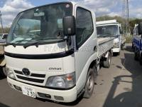 TOYOTA DYNA 2009