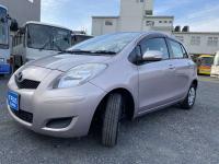 TOYOTA VITZ 2010