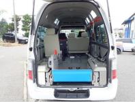 NISSAN CARAVAN 2009