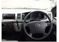 TOYOTA HIACE COMMUTER 2010