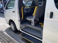 TOYOTA HIACE COMMUTER 2010