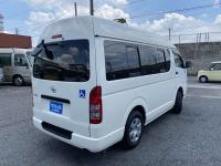 TOYOTA HIACE COMMUTER 2010