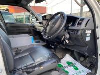 TOYOTA HIACE COMMUTER 2010