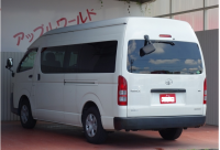 TOYOTA HIACE COMMUTER 2012
