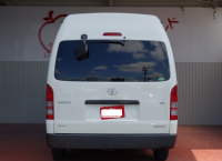 TOYOTA HIACE COMMUTER 2012