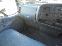 MITSUBISHI CANTER 2001