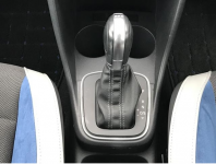 VOLKSWAGEN POLO 2015