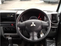 MITSUBISHI MINICAB VAN 2011