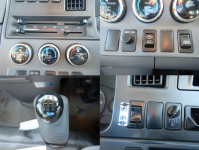 NISSAN CIVILIAN 2011