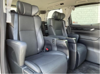 TOYOTA VELLFIRE 2018