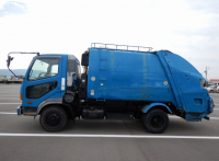 MITSUBISHI FUSO FIGHTER FUSO 2000