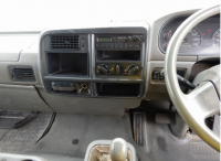 MITSUBISHI FUSO FIGHTER FUSO 2000