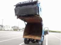 MITSUBISHI FUSO FIGHTER FUSO 2000