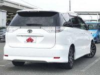 TOYOTA ESTIMA 2015