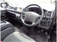 TOYOTA REGIUS ACE 2010