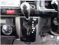 TOYOTA REGIUS ACE 2010