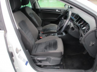 VOLKSWAGEN GOLF VARIANT 2016