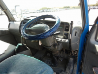 MITSUBISHI CANTER 2001