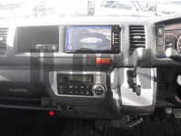 TOYOTA HIACE COMMUTER 2018